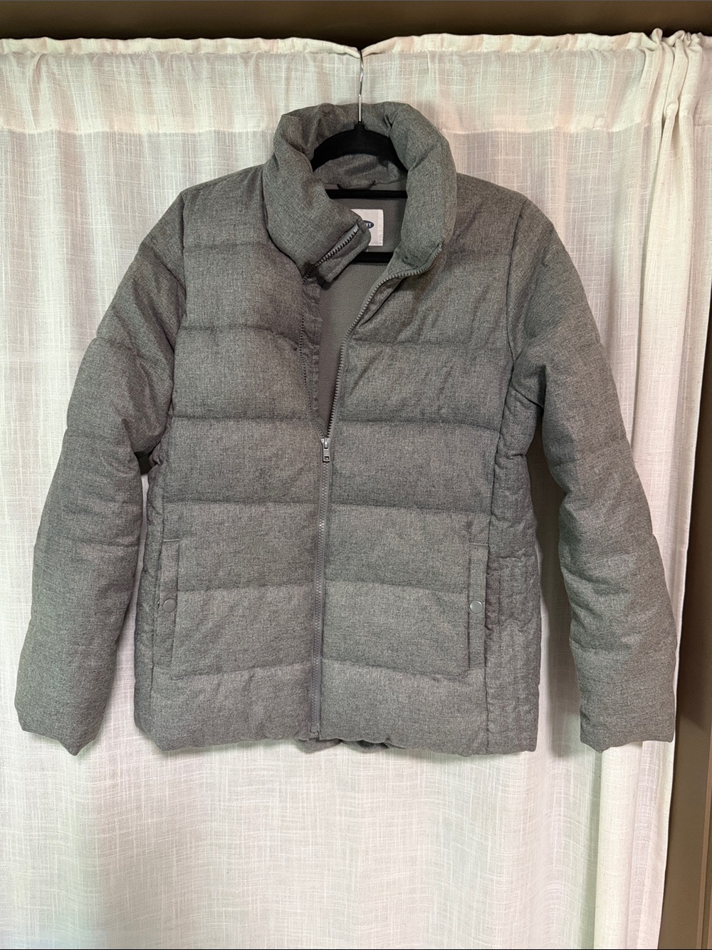 Old Navy Women’s Gray Puffer Jacket Size Medium Like New